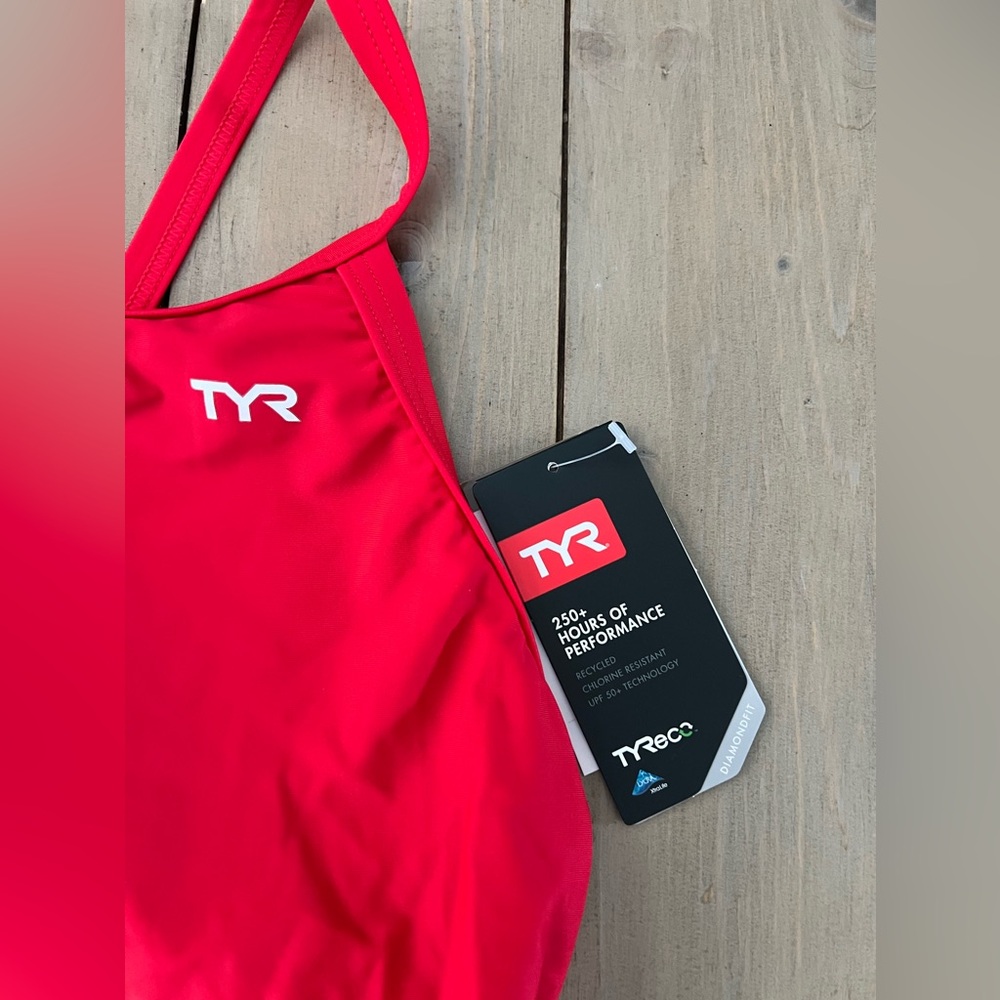 TYR womens Swimsuit, Red, Size 38 - Picture 3 of 4